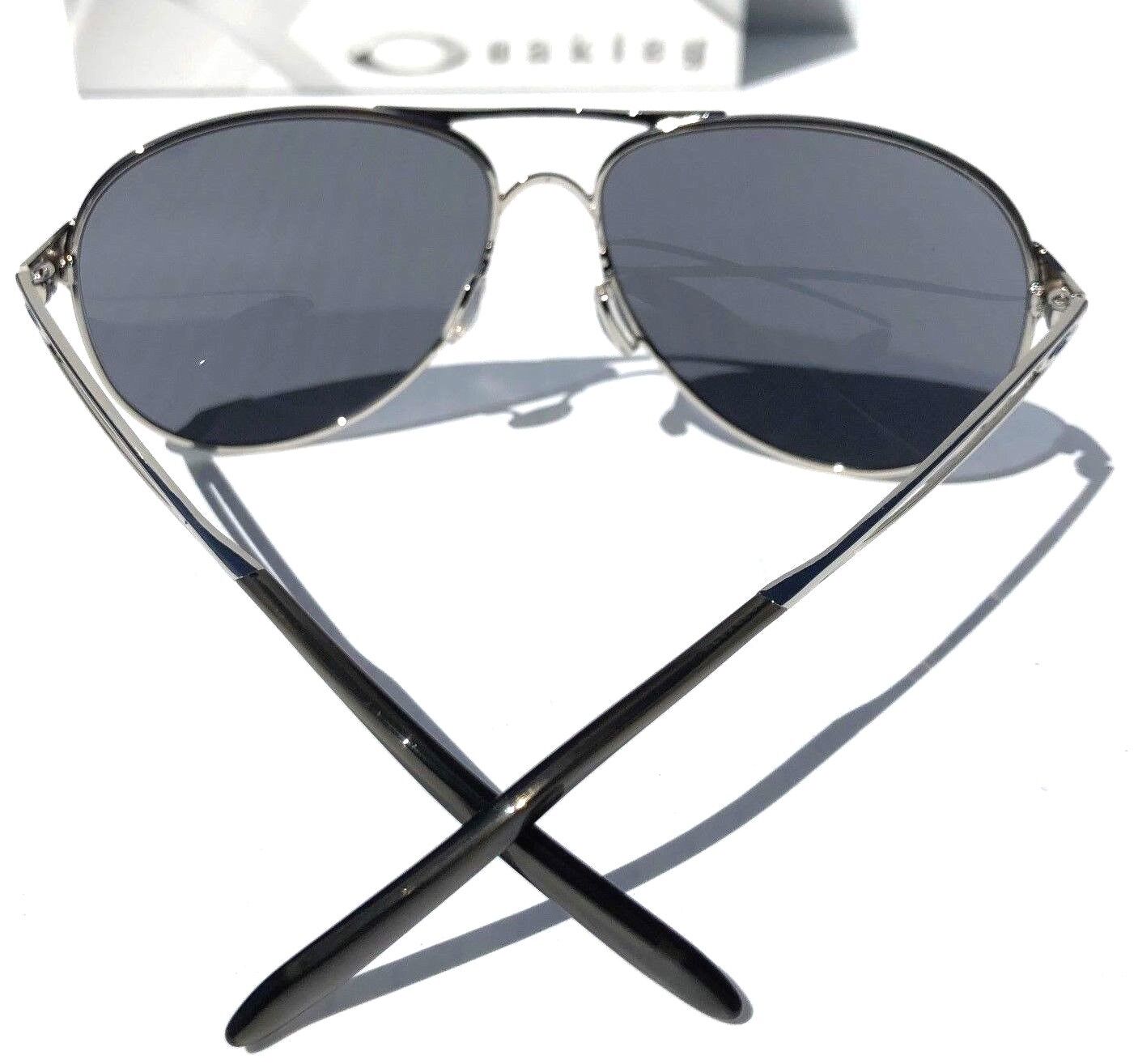 Oakley CAVEAT in Silver Frame with POLARIZED Galaxy Blue lens Sunglasses oo4054 - Two-Lens Bundle!