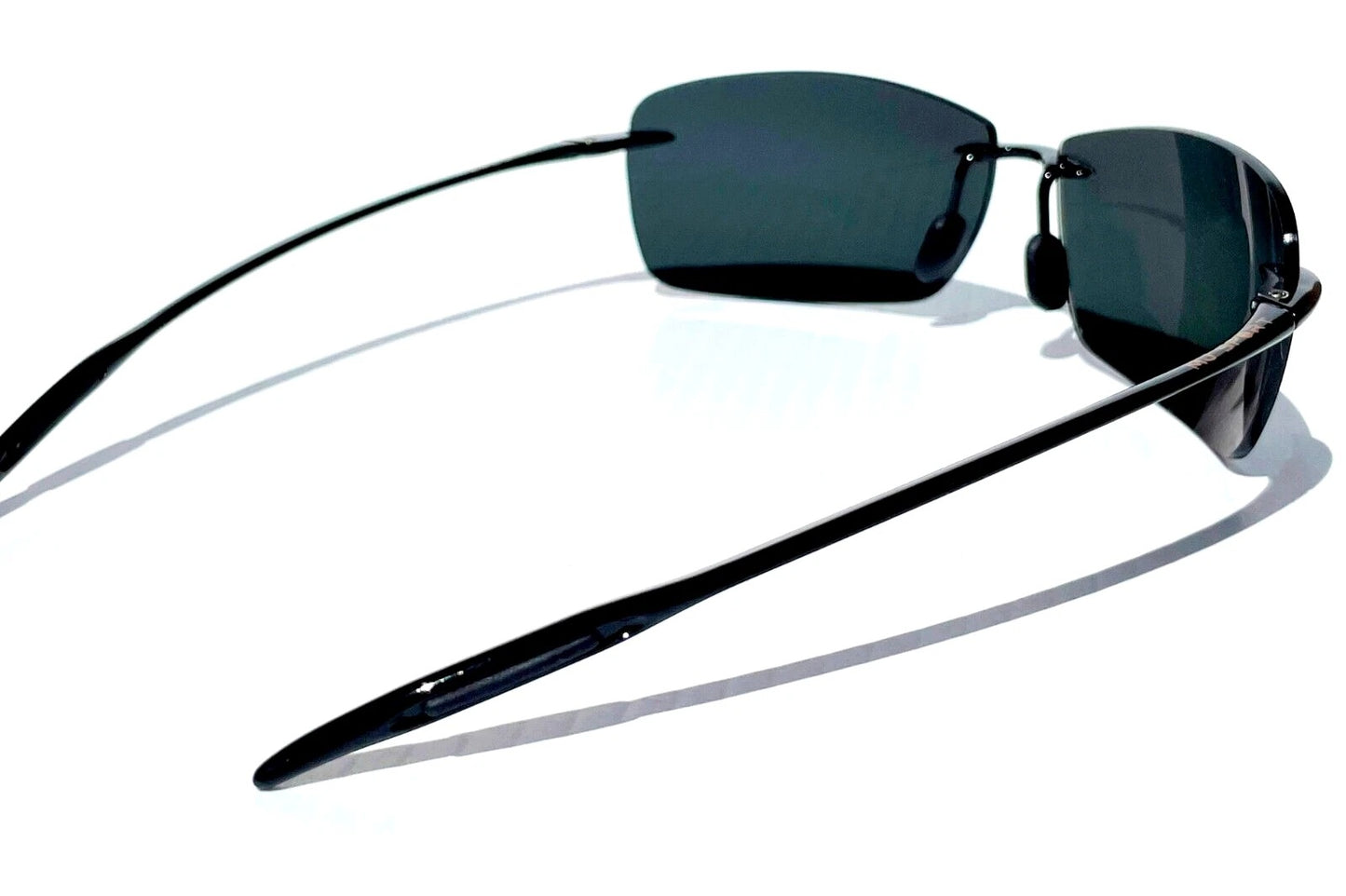 Maui Jim LIGHTHOUSE Gloss Black Frame POLARIZED Grey Lens Sunglass 423-02