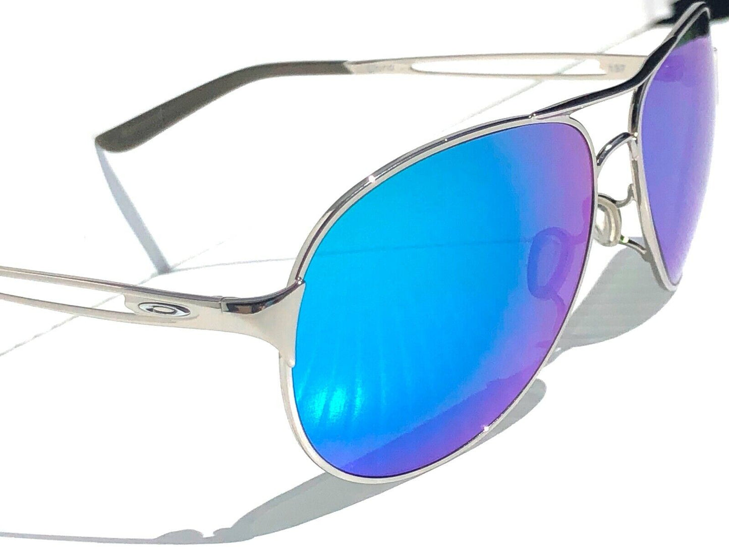 Oakley CAVEAT in Silver Frame with POLARIZED Galaxy Blue lens Sunglasses oo4054 - Two-Lens Bundle!