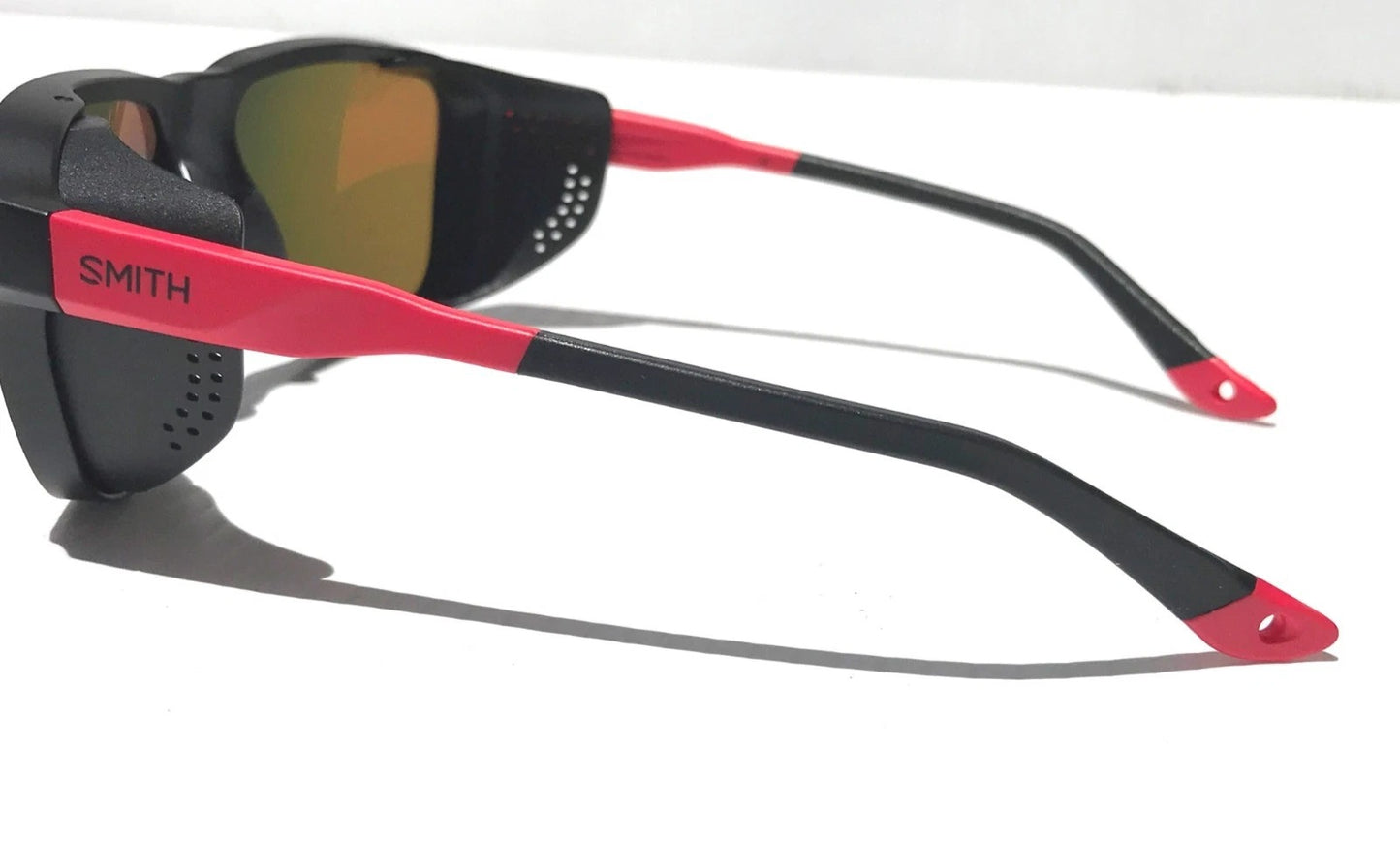 Smith Optics EMBARK Matte Black Horizon Red Frame ChromaPop POLARIZED Red Mirror Sunglass