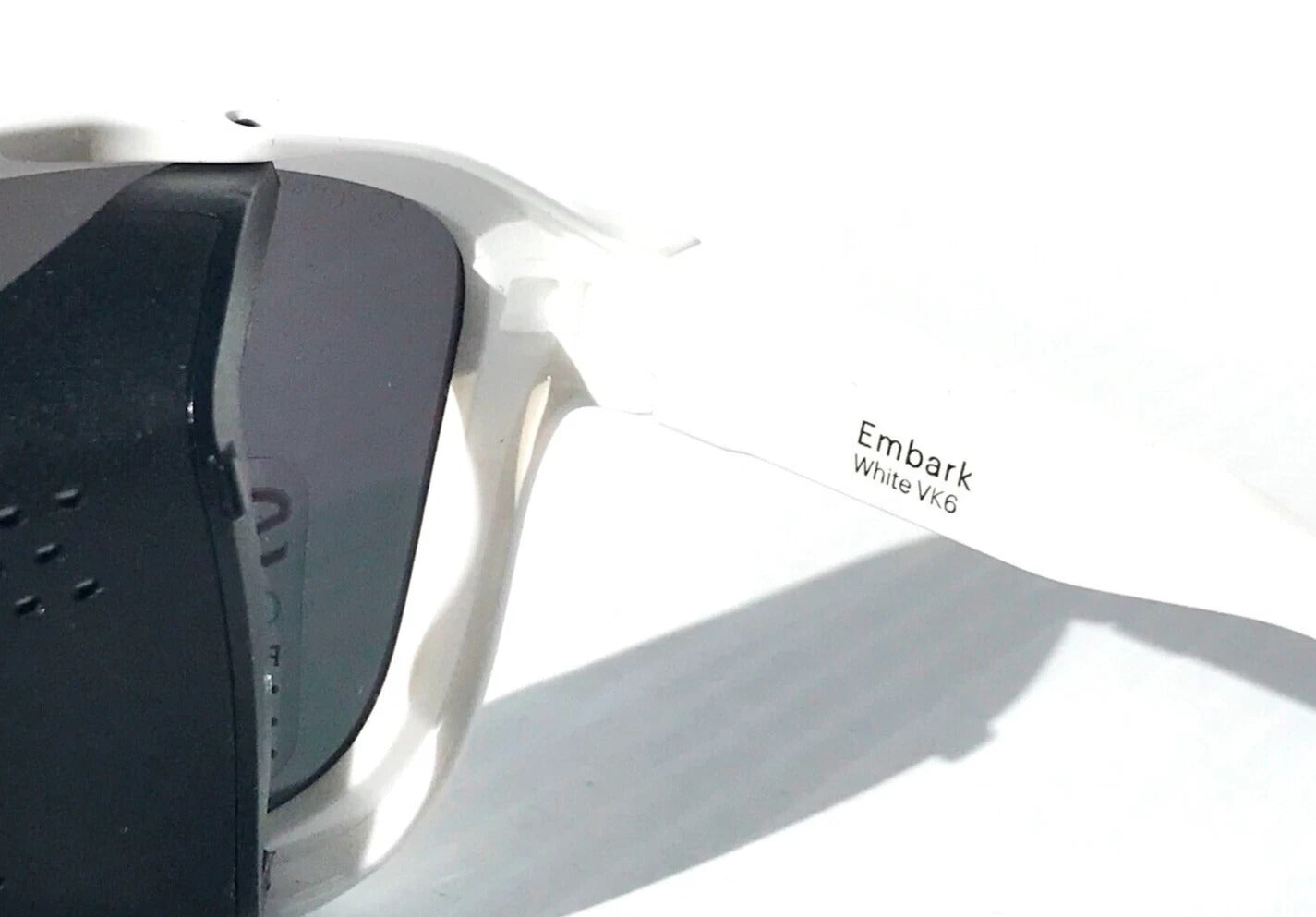 Smith Optics EMBARK White Frame ChromaPop POLARIZED Platinum Mirror Lens Sunglass