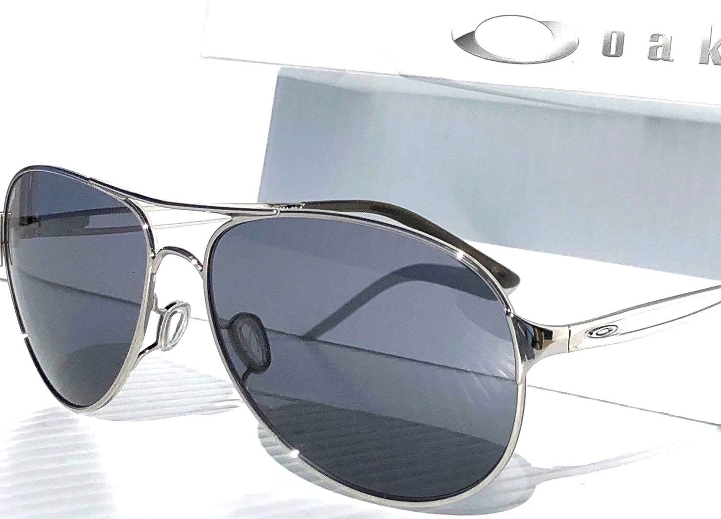 Oakley CAVEAT in Silver Frame with POLARIZED Galaxy Black Lens Sunglasses oo4054 - Two-Lens Bundle!
