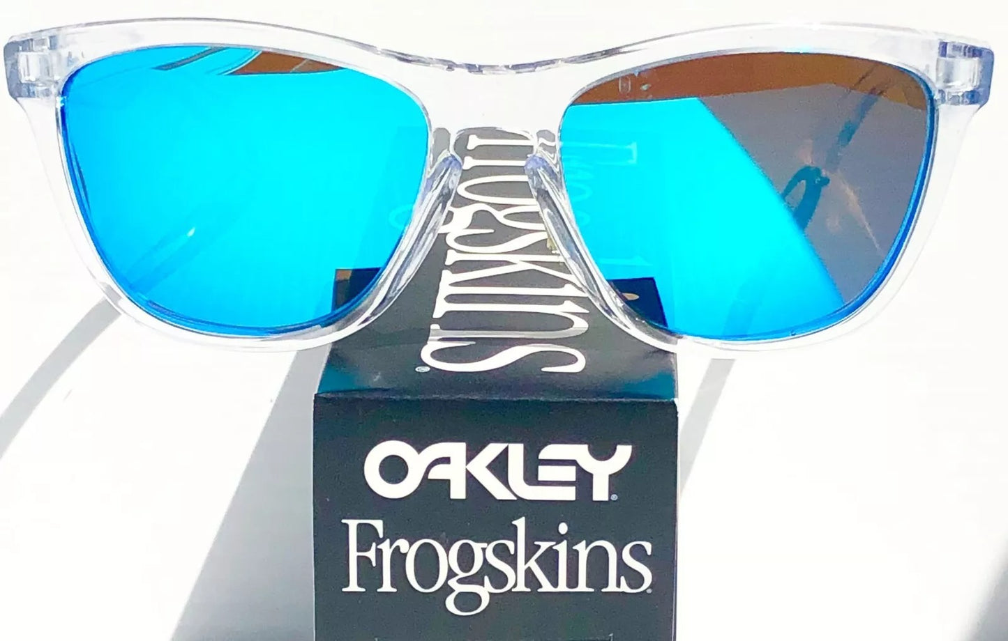Oakley Frogskins Clear Polished Crystal Frame PRIZM Sapphire Blue Lens Sunglass 9013-D0