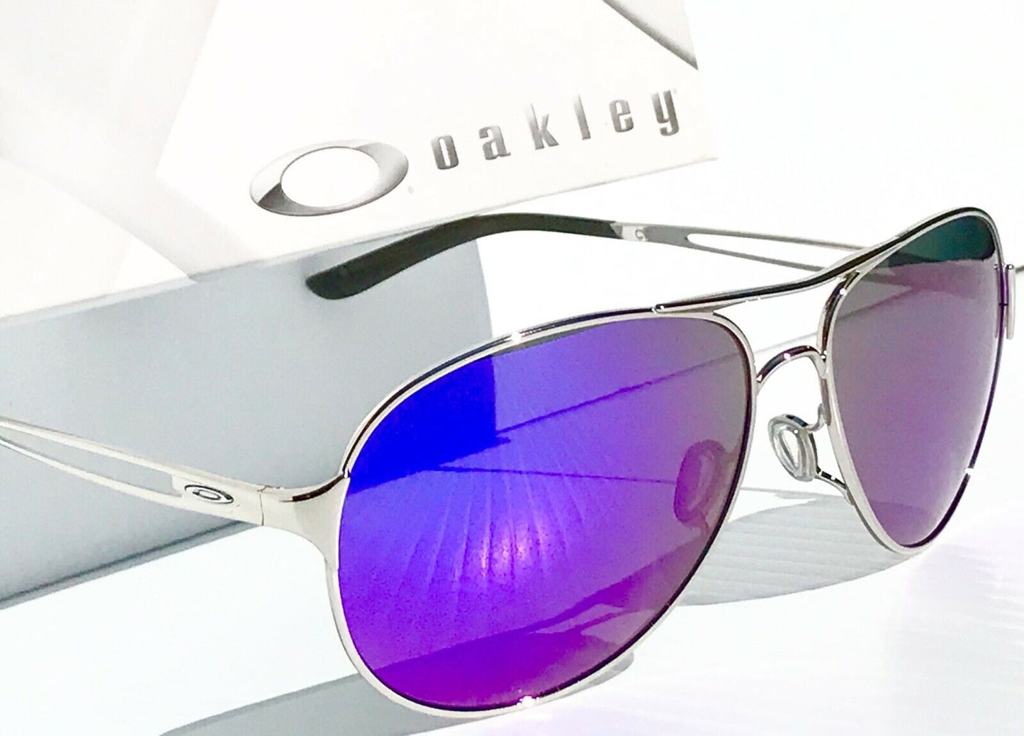 Oakley CAVEAT in Silver Frame with POLARIZED Galaxy Blue lens Sunglasses oo4054 - Two-Lens Bundle!