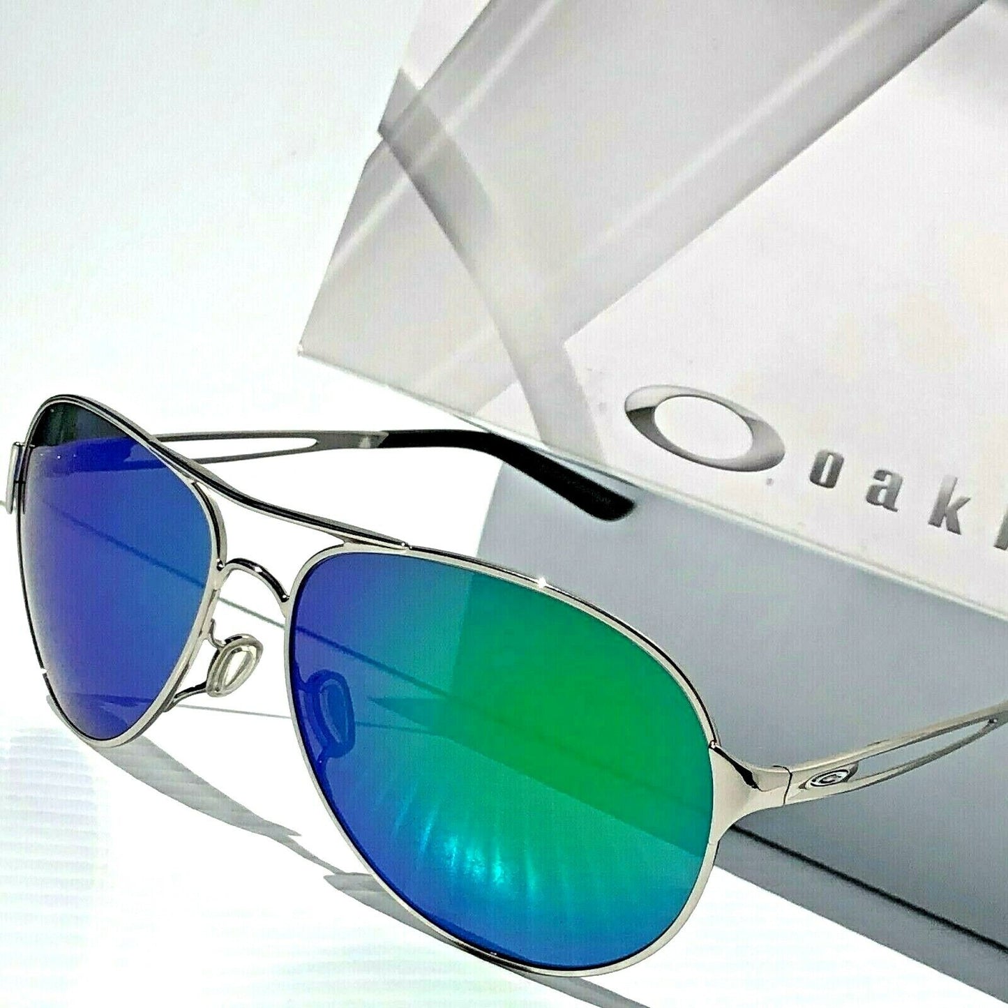 Oakley CAVEAT in Silver Frame with POLARIZED Galaxy Jade lens Sunglasses oo4054 - Two-Lens Bundle!