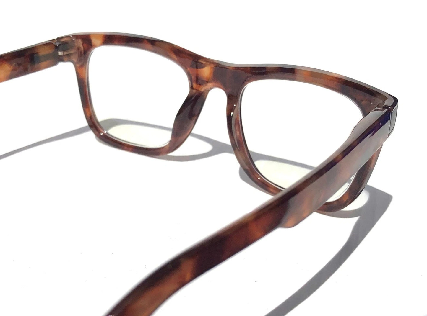 Gry Mattr DESIGNER READERS Tortoise Frame SOCIABLE Blue Light Blocking Eyewear