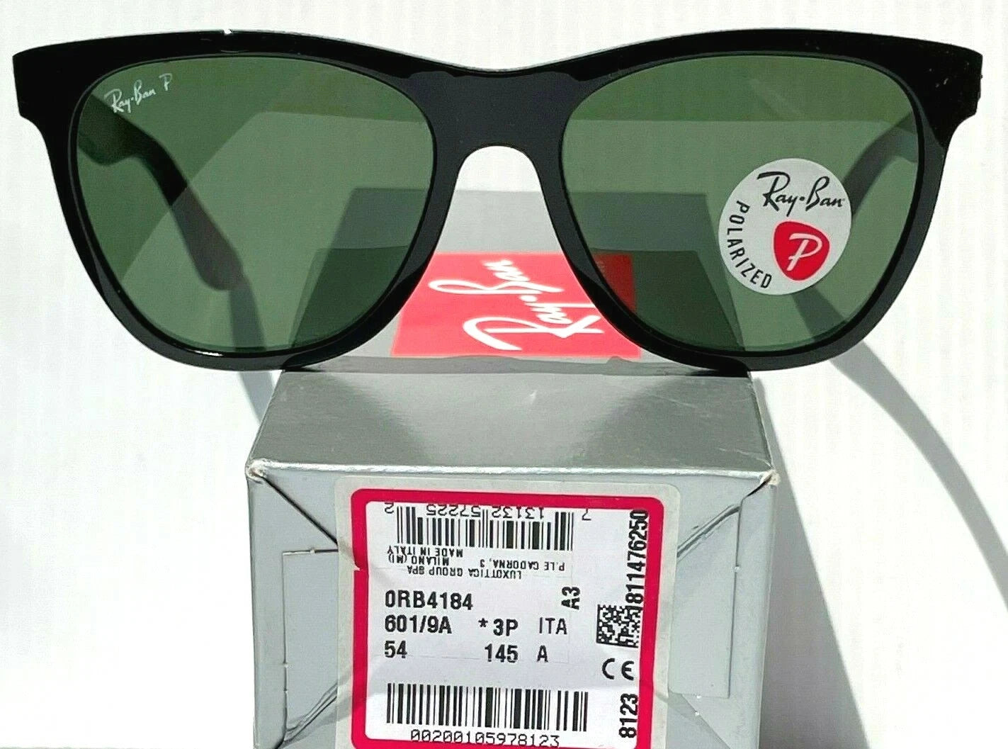 Ray Ban WAYFARER Black Frame POLARIZED G-15 Grey Green Sunglass RB4184 601/9A