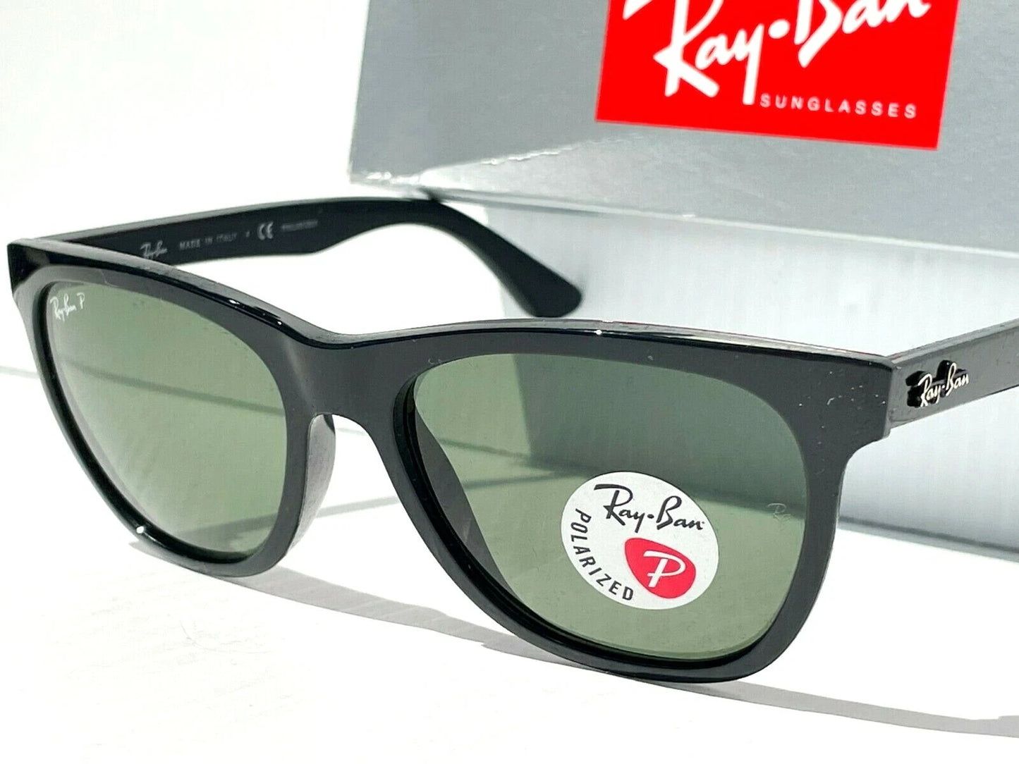 Ray Ban WAYFARER Black Frame POLARIZED G-15 Grey Green Sunglass RB4184 601/9A