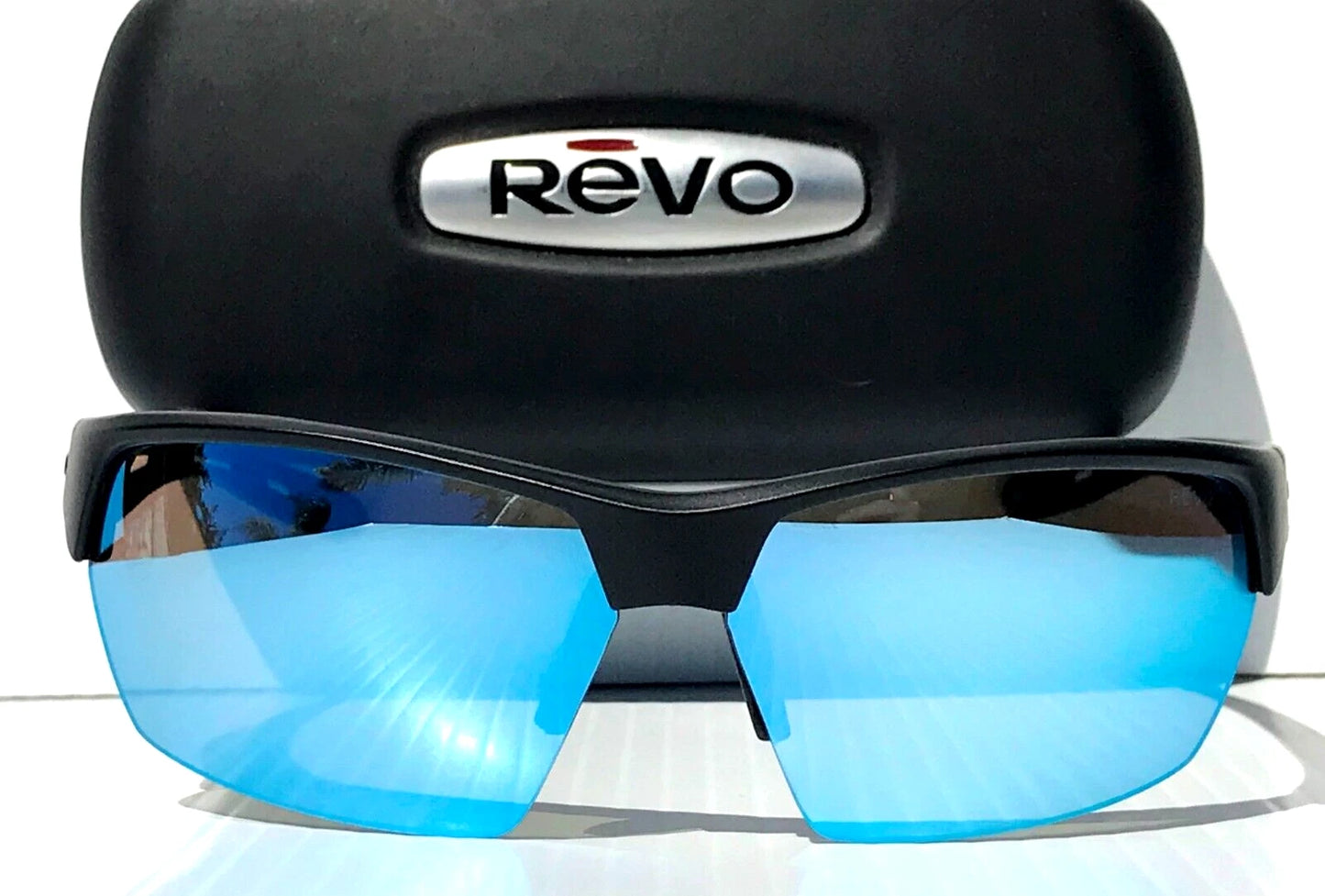 REVO JETT Matte Black POLARIZED Blue Water Lens Sunglass RE 1167 01 BLP