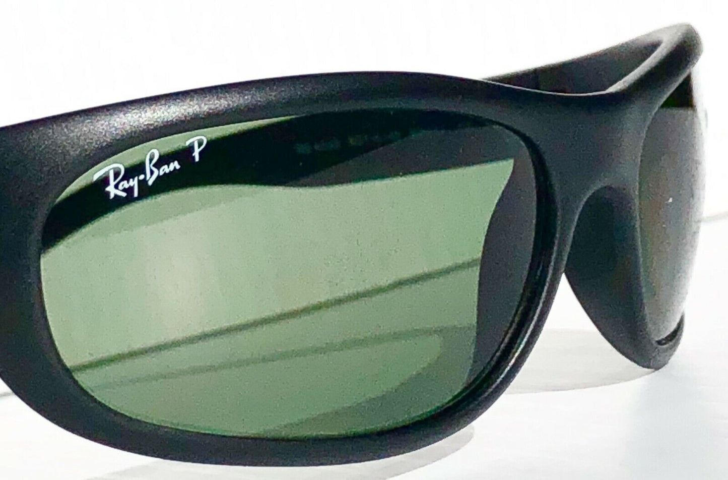 Ray Ban Sports Wrap Matte Black Frame POLARIZED Green Lens Sunglass RB 4033 601S