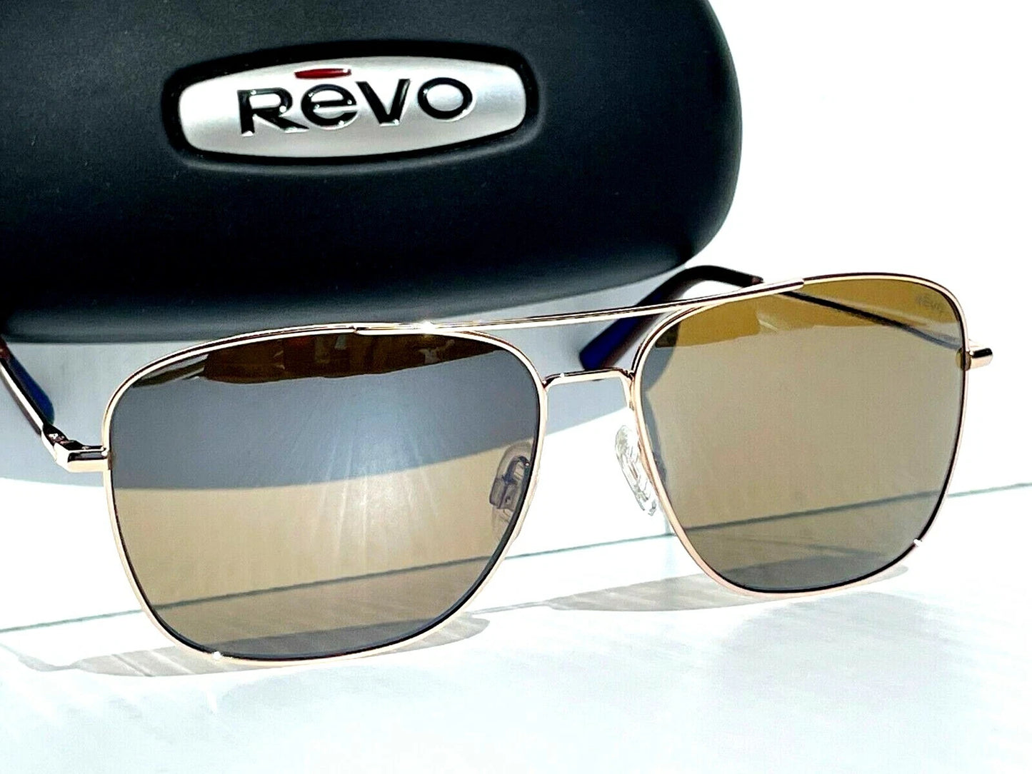 REVO HARBOR Shiny Gold Aviator POLARIZED Bronze Lens Sunglass RE 1082 04 BR