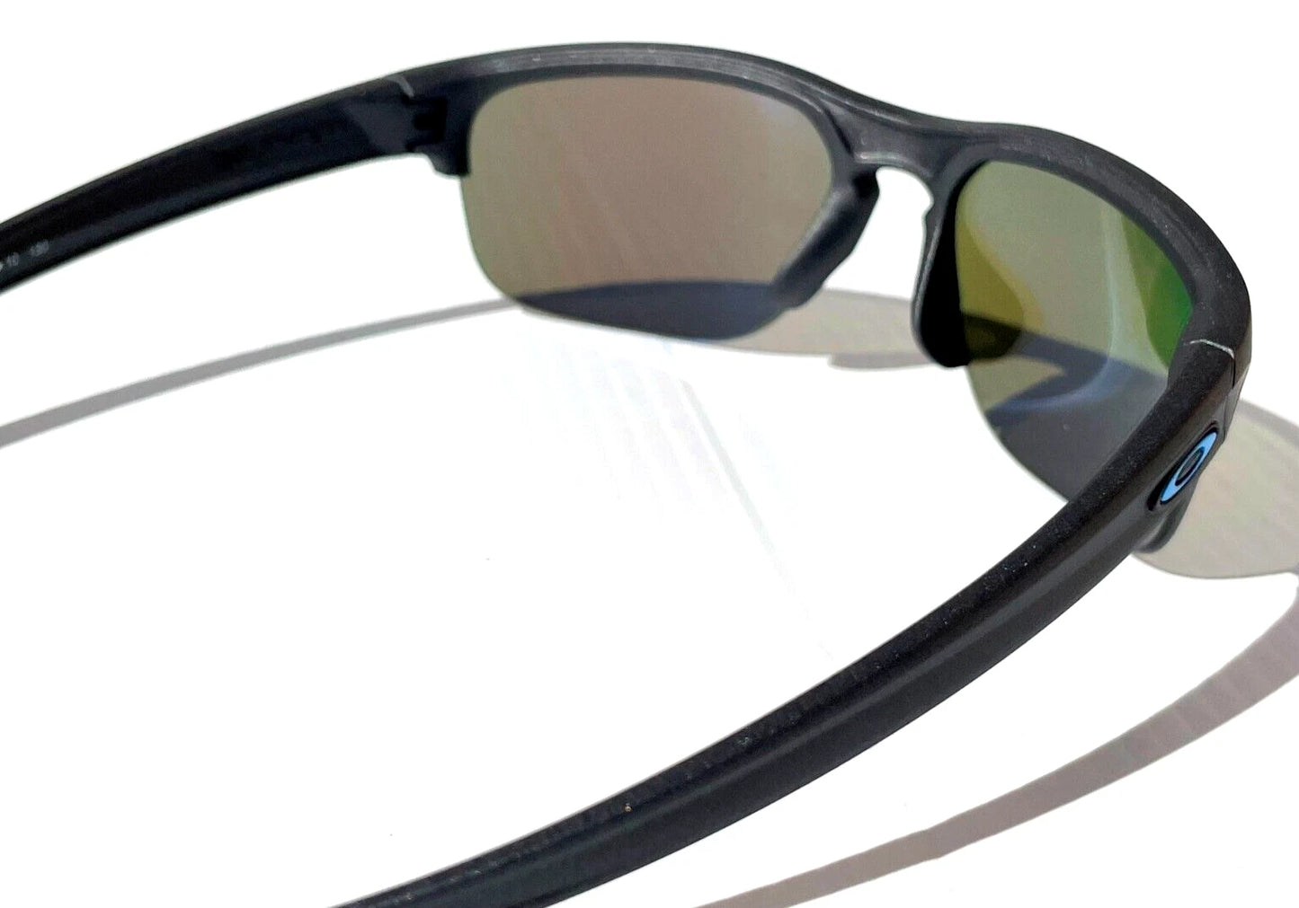 Oakley SLIVER EDGE Steel Grey Frame POLARIZED Sapphire Blue lens Sunglass oo9413-06