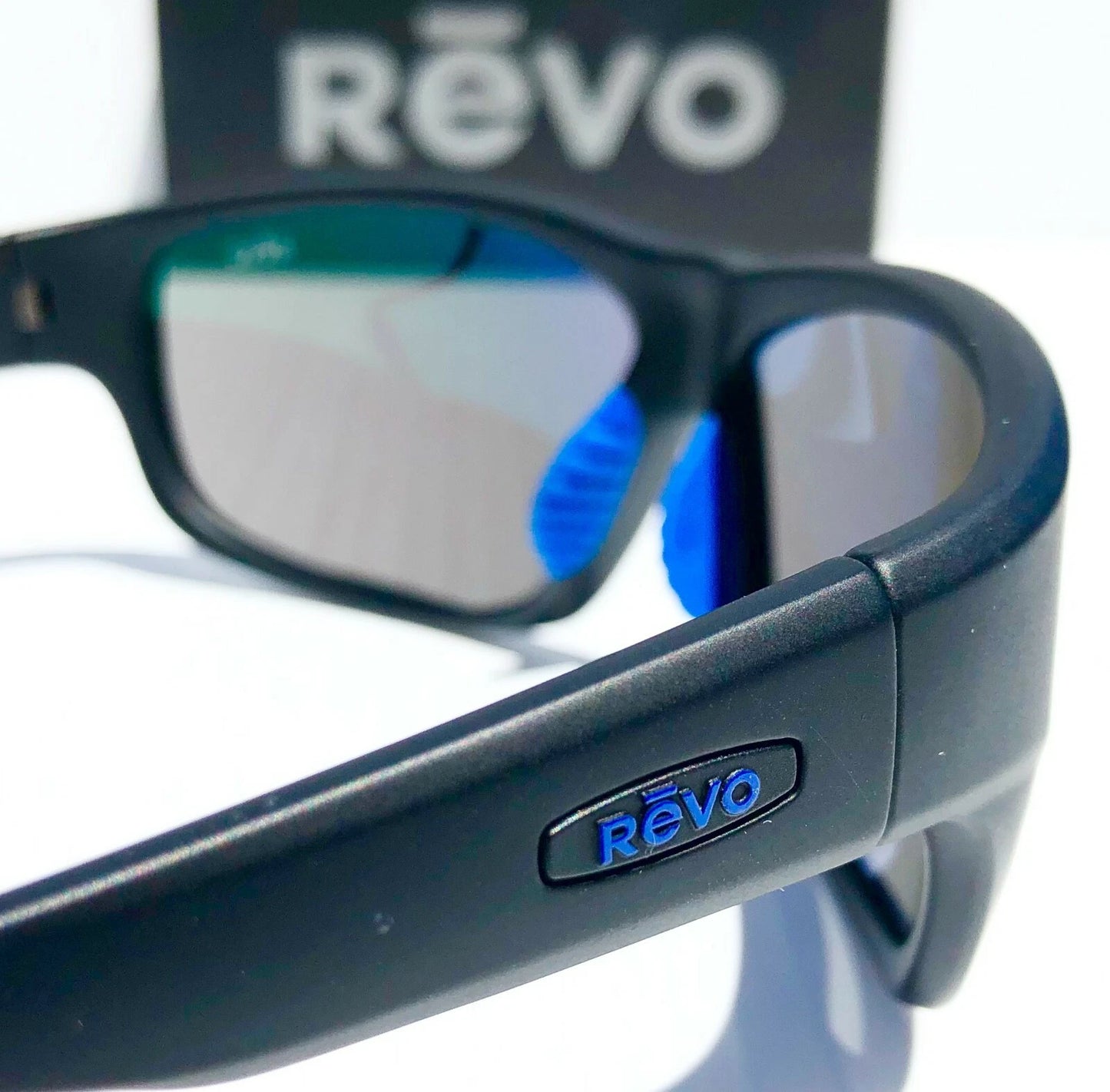 REVO CAPER BEAR GRYLLS Matte Black POLARIZED Gray Lens Sunglass RE 1092 01 GY