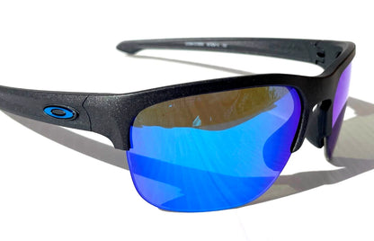 Oakley SLIVER EDGE Steel Grey Frame POLARIZED Sapphire Blue lens Sunglass oo9413-06
