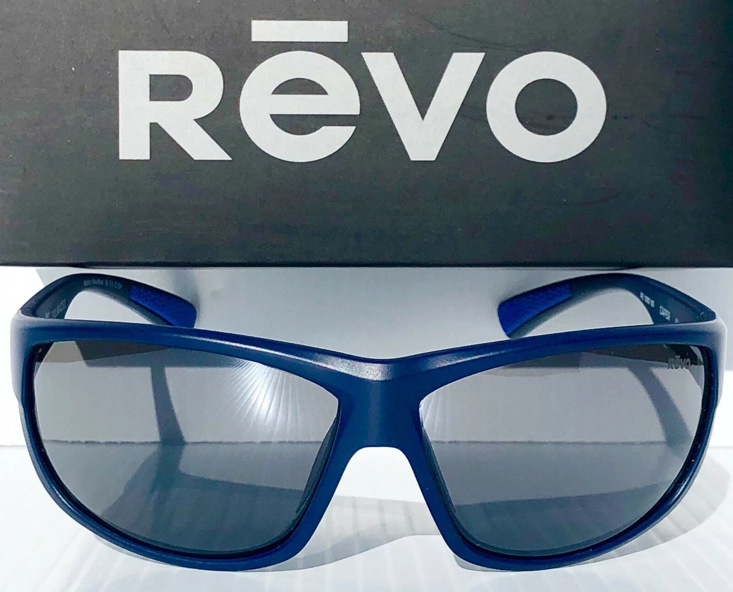 REVO CAPER BEAR GRYLLS Matte Blue POLARIZED Gray Lens Sunglass RE 1092 05 GY