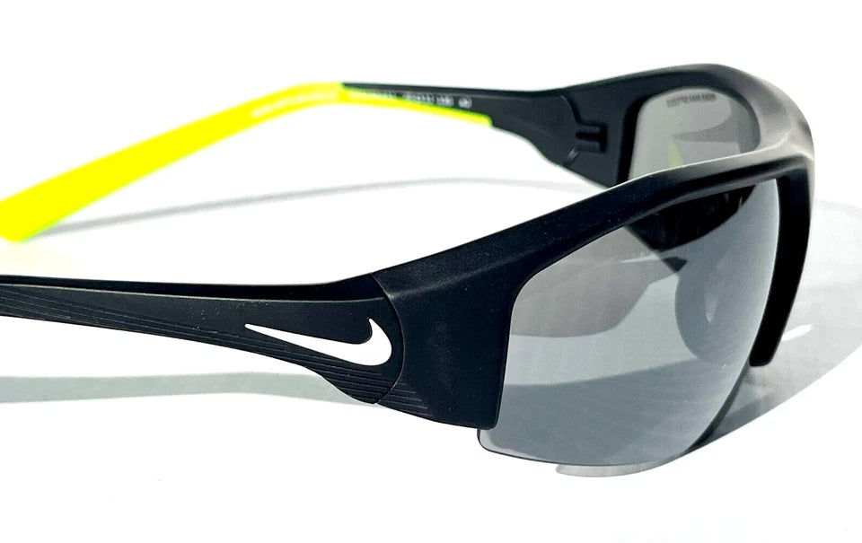 NIKE SKYLON ACE 22 Black/White Max Optics Silver Flash Lens Sunglass DV2148 011
