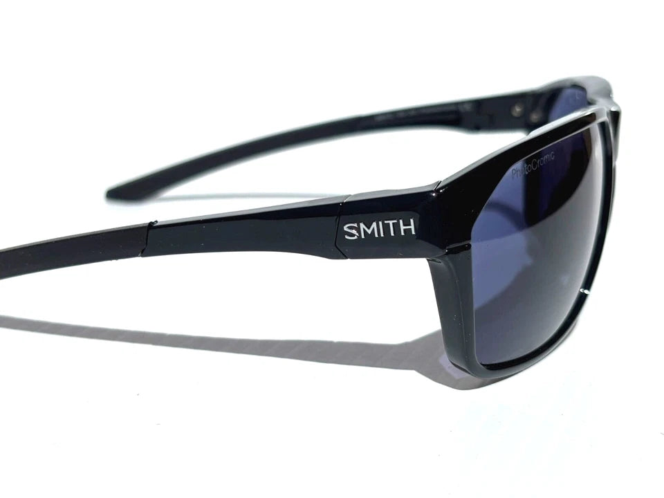Smith Optics LEADOUT PIVLOCK Black ChromaPop Photochromic Clear Grey Lens Sunglass