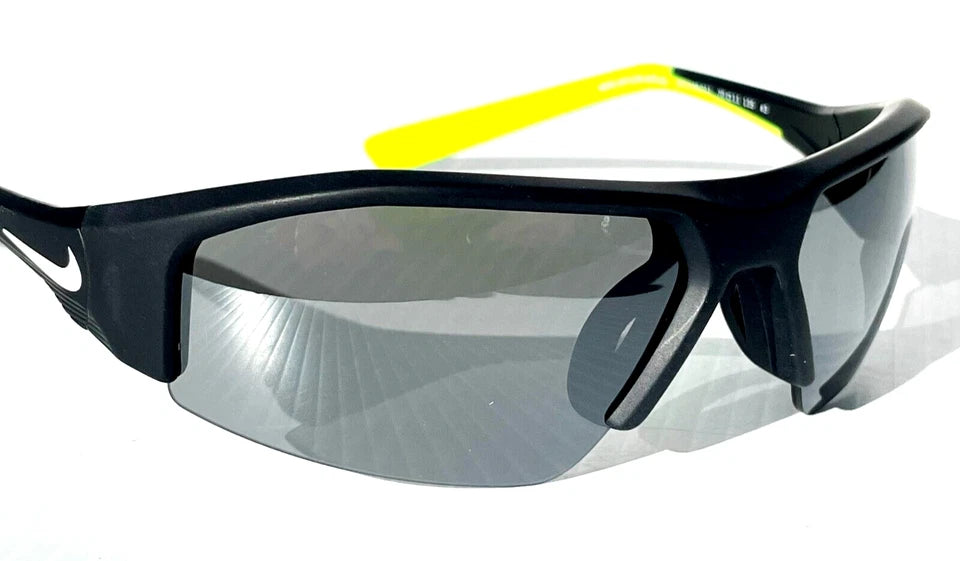 NIKE SKYLON ACE 22 Black/White Max Optics Silver Flash Lens Sunglass DV2148 011