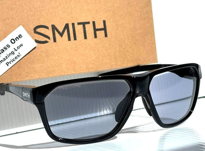 Smith Optics LEADOUT PIVLOCK Black ChromaPop Photochromic Clear Grey Lens Sunglass