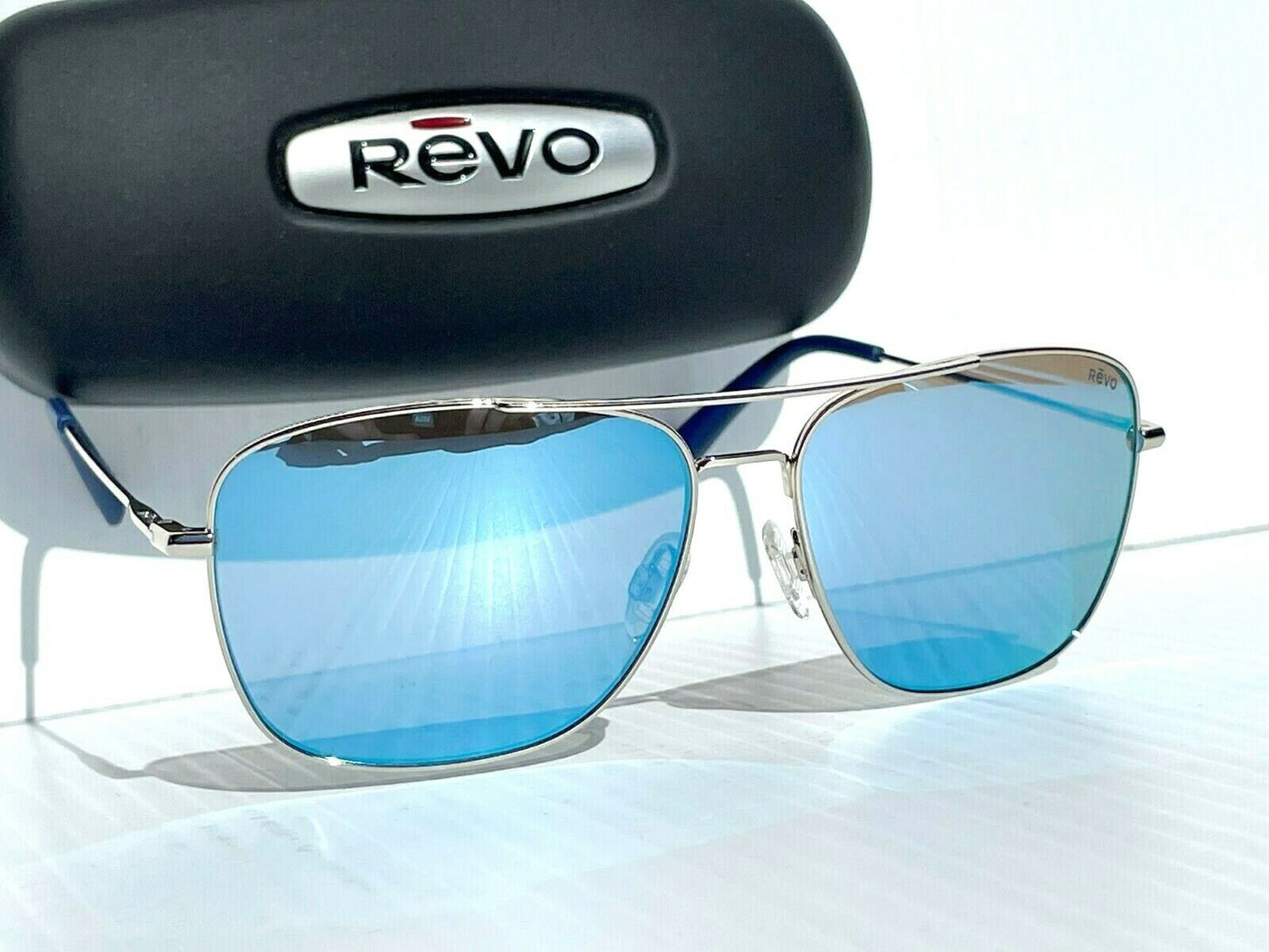 Revo HARBOR Polished Chrome POLARIZED Blue Lens Sunglass RE 1082 03 BL